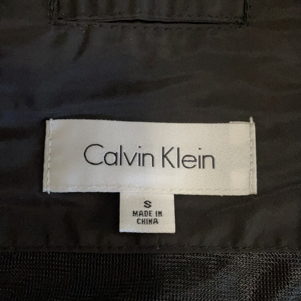 Calvin Klein windbreaker style jacket with lots of pockets size small - Picture 4 of 5